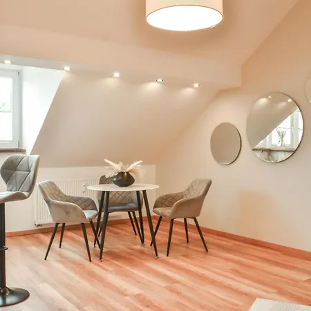 Milpau Bottrop1 - Stilvolles Premium-apartment, Queensize-bett, Netflix Und Smart-tv *