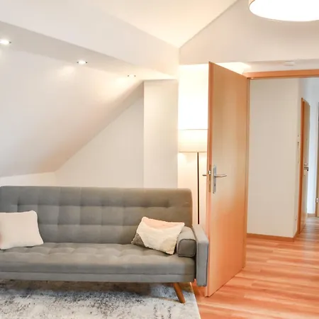 Milpau Bottrop1 - Stilvolles Premium-apartment, Queensize-bett, Netflix Und Smart-tv *